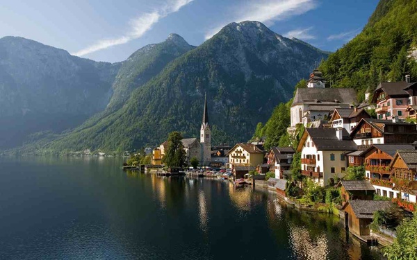 Visit Hallstatt - Bucket List Ideas