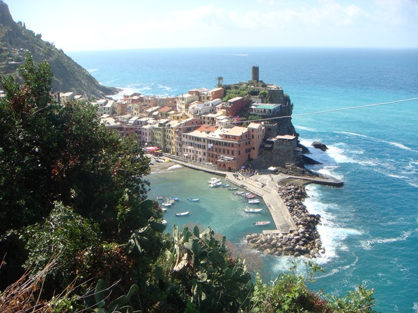 Hike the Cinque Terre trail - Bucket List Ideas