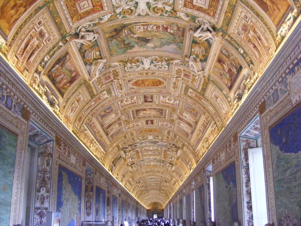 Stand in the Sistine Chapel - Bucket List Ideas
