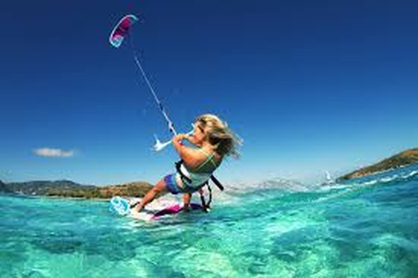 Go Kitesurfing or Kiteboarding - Bucket List Ideas