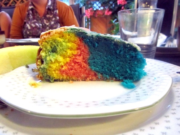 Make (then quickly eat) a rainbow cake - Bucket List Ideas