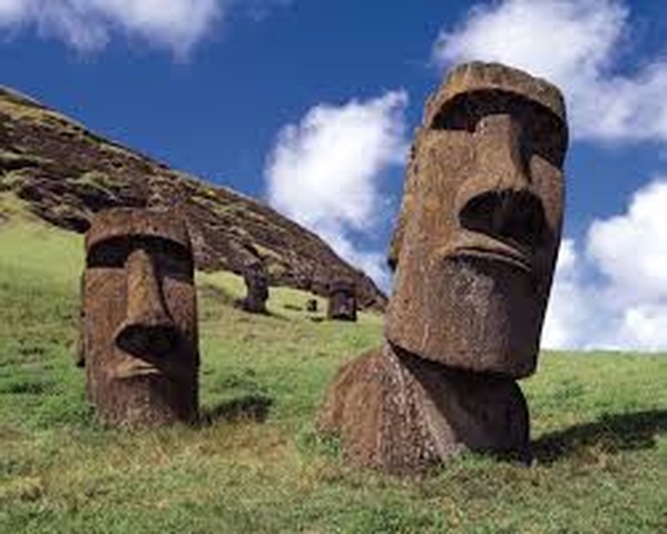 Visit Easter Island, Chile - Bucket List Ideas