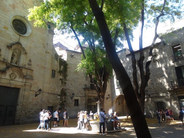 Visit Barri Gotic, Barcelona, Spain - Bucket List Ideas
