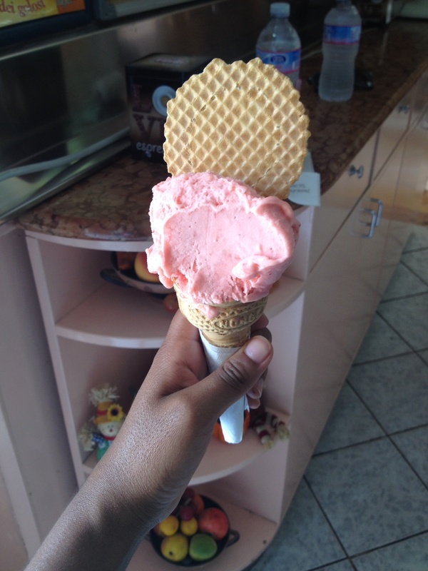 Eat gelato in Italy - Bucket List Ideas