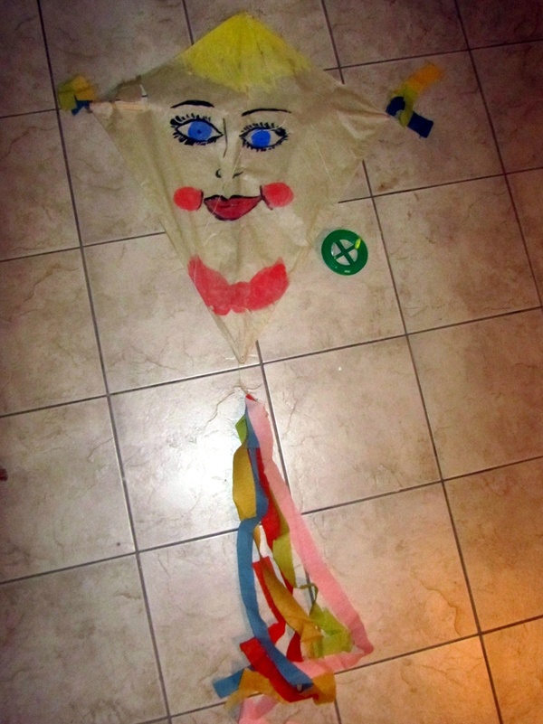 Make a kite and fly it - Bucket List Ideas